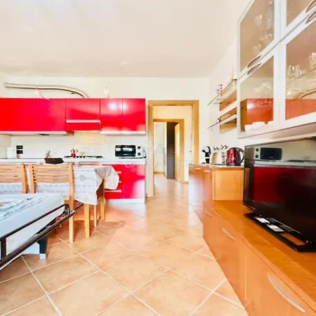 Apartment Artemide - A 150m Dal Di Garda *