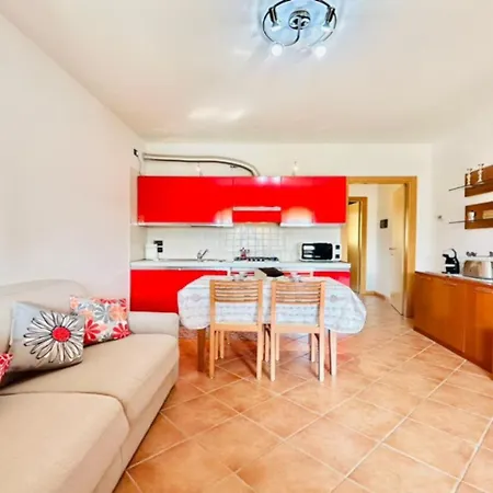 Artemide - A 150m Dal Di Garda Apartment