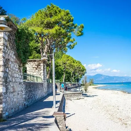 Apartment Artemide - A 150m Dal Di Garda *