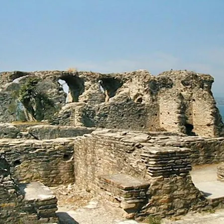 Artemide - A 150m Dal Di Garda * Sirmione