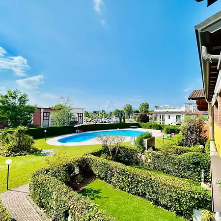 Artemide - A 150m Dal Di Garda Apartment *