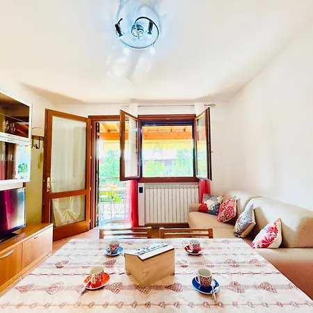 Artemide - A 150m Dal Di Garda Apartment